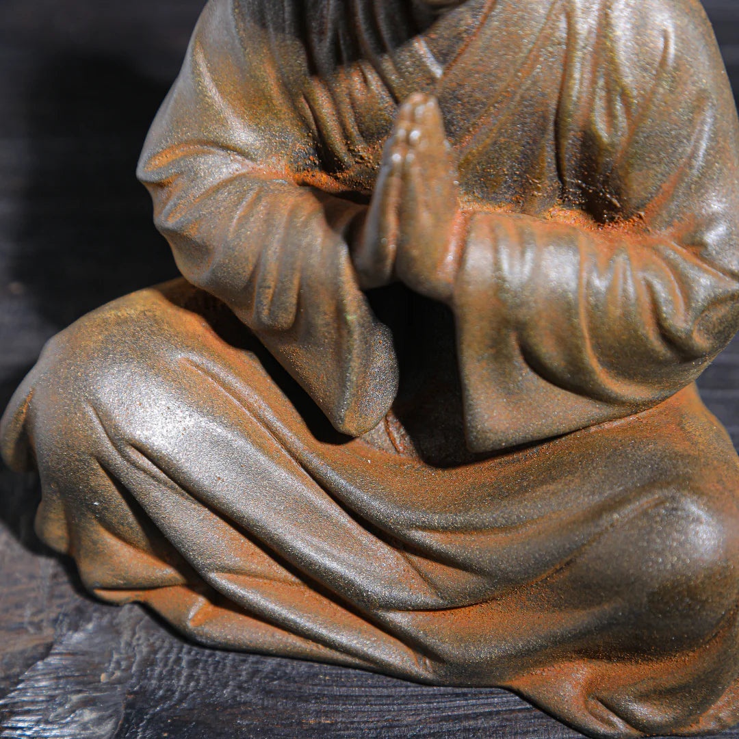 Monje sentado zen